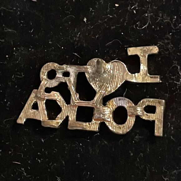 Vintage-1970s-gold tone & red enamel “I love to Polka” hat/lapel pin/tie tack - Picture 8 of 11